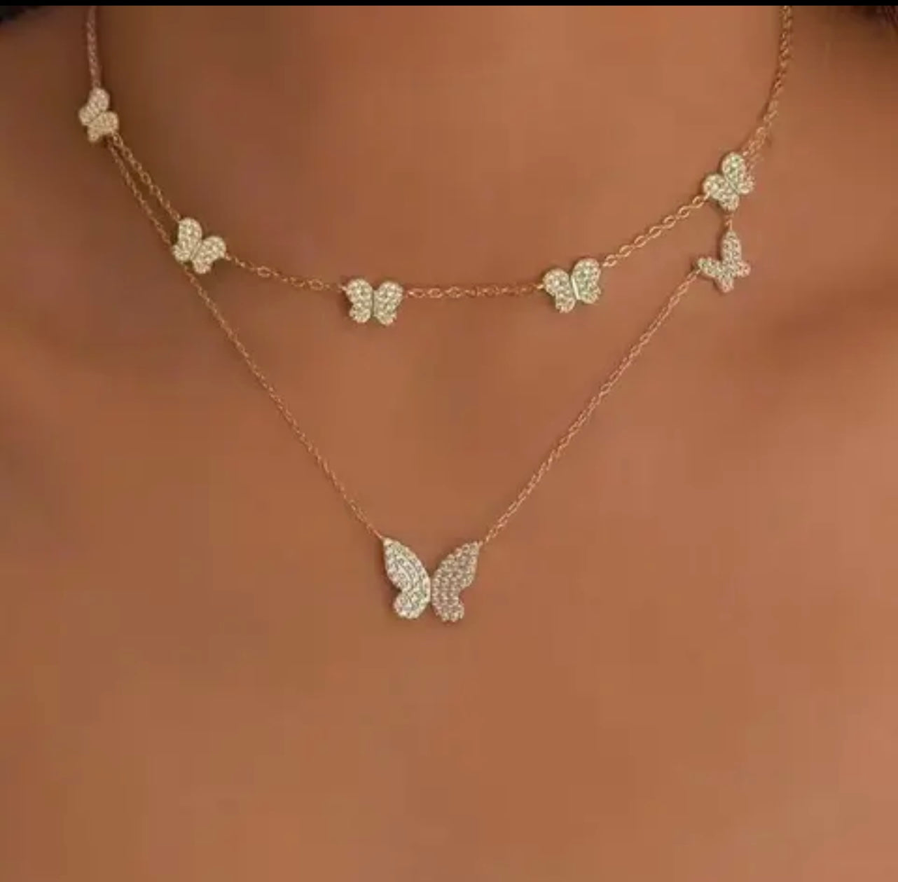 Collier multi papillons