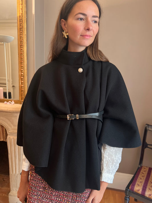 Cape Nelia noir taille unique 34 au 48